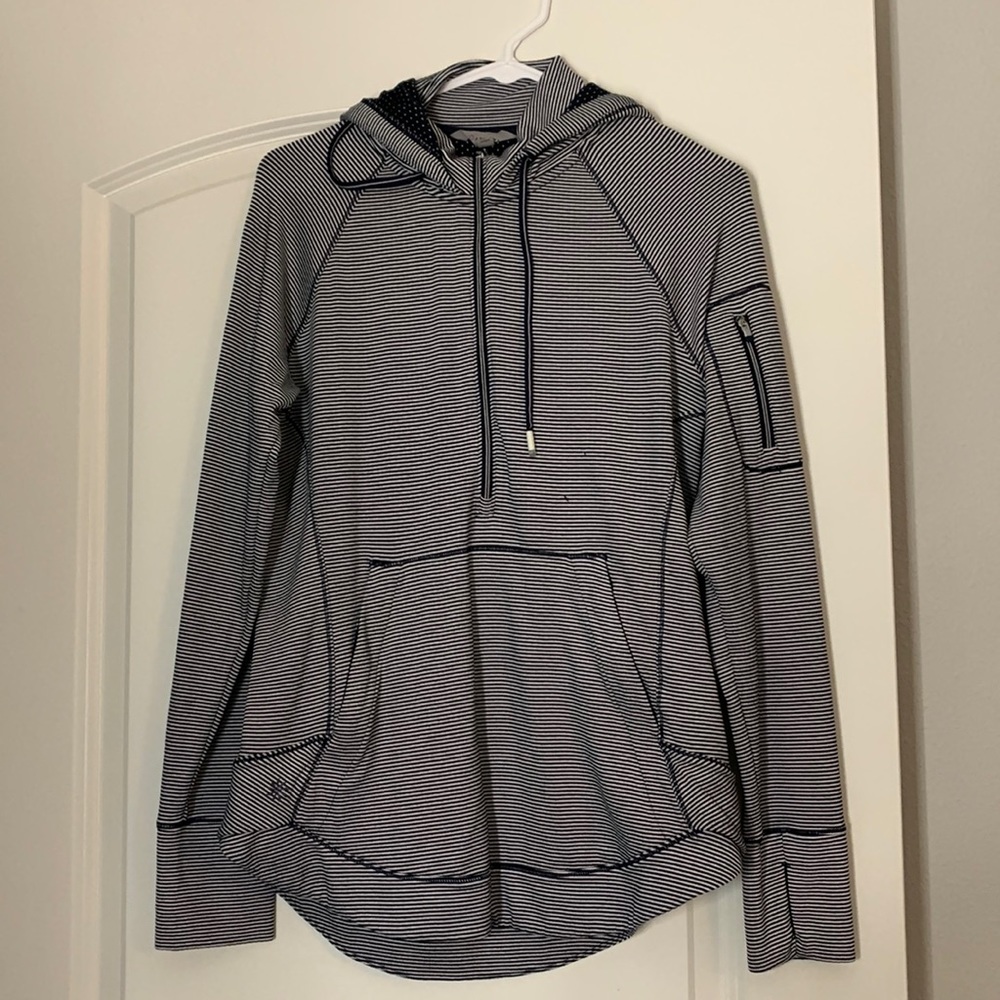 Athleta Heavenly Hail Navy and White Active Hoodie